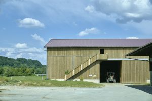 酪農場内の建物