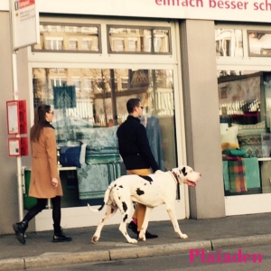 街角の犬と飼い主